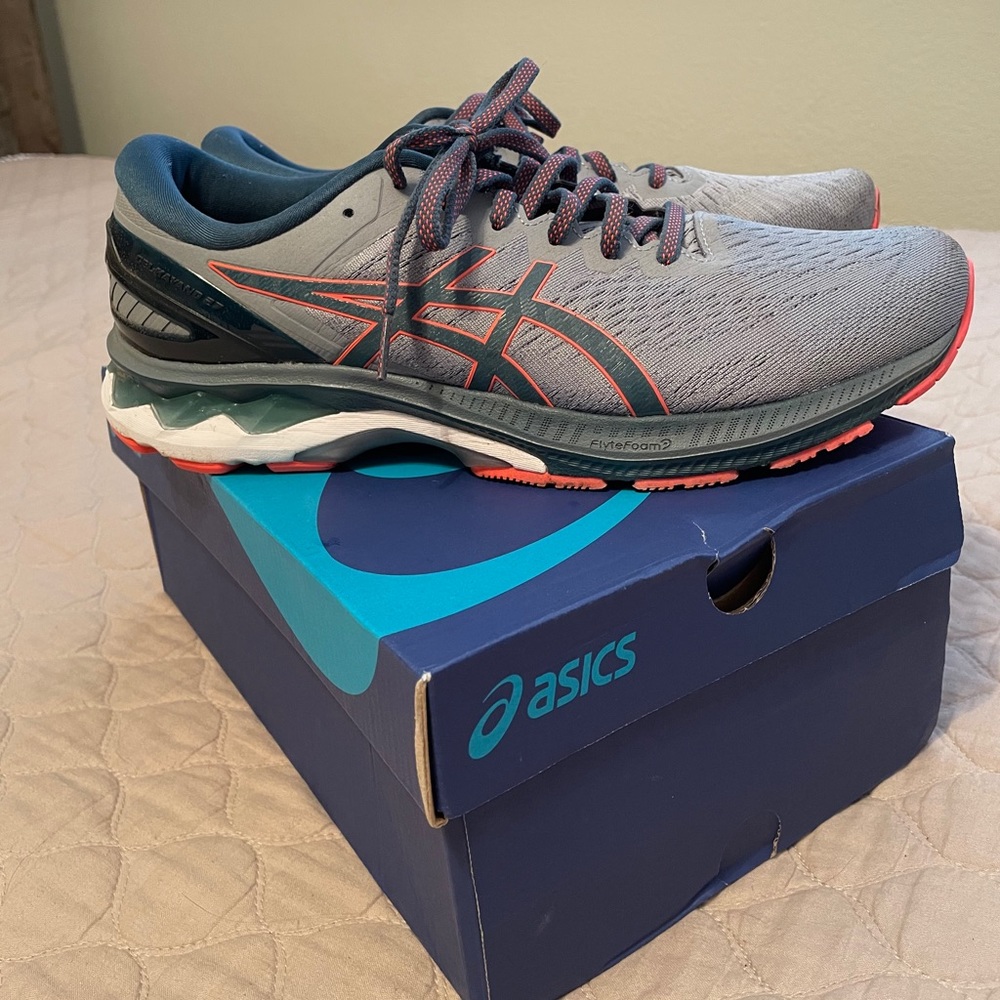 ASICS MENS GEL KAYANO 27 TENNIS SHOES *WORN ONCE*